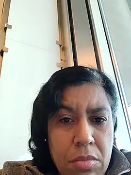 Snapshot of Molly_newman6 chatting on 11.22.25 Molly newman6 online show from 11.22.25