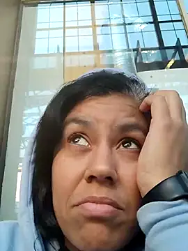 Snapshot of Molly_newman6 chatting on 11.26.25 Molly newman6 online show from 11.26.25