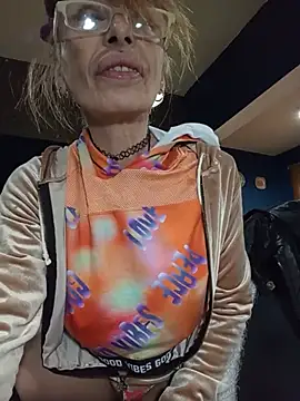 FrozenWaffle online show from 05.24.26