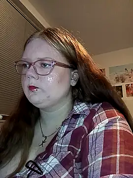 Merle18 online show from 09.13.25