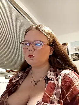 Merle18 online show from 10.16.25