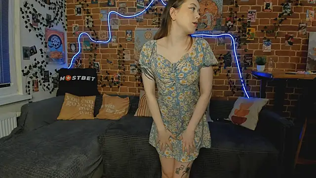 Snapshot of yamy_yamy_yamy chatting on 12.20.24 yamy yamy yamy online show from 12.20.24