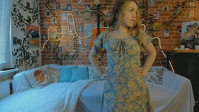 Snapshot of yamy_yamy_yamy chatting on 02.14.25 yamy yamy yamy online show from 02.14.25