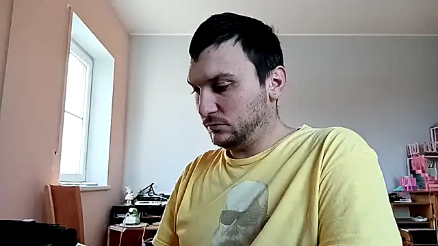 Snapshot of homass3 chatting on 11.28.25 homass3 online show from 11.28.25