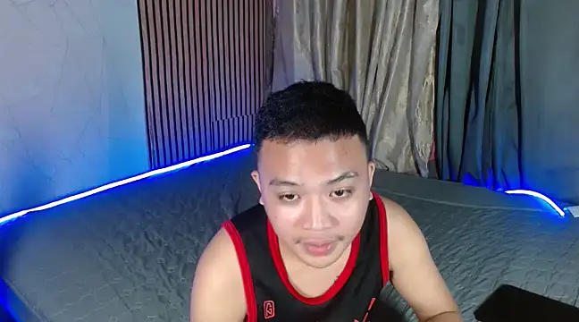 Snapshot of xsweetasian69x chatting on 01.26.25 xsweetasian69x online show from 01.26.25