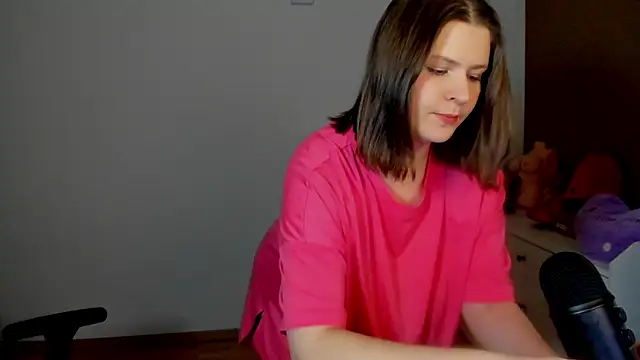 TinniAngel online show from 03.05.25