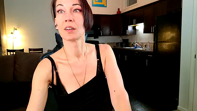 EveEnigma online show from 03.04.25