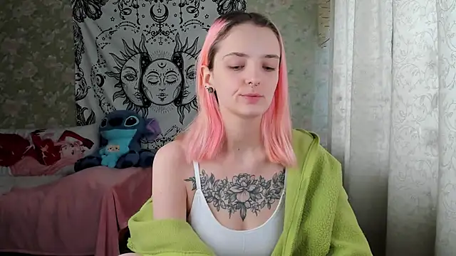 Cutie Adelia online show from 02.10.25