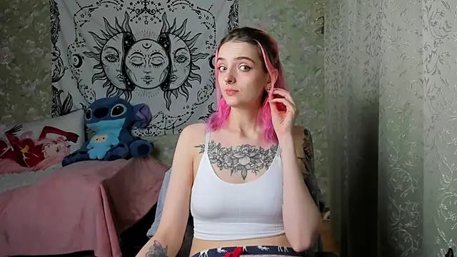 Cutie Adelia online show from 03.14.25