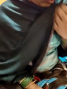 Diya 143 online show from 12.15.25