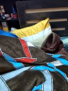 Snapshot of Diya_143 chatting on 12.20.25 Diya 143 online show from 12.20.25