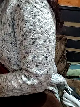 Snapshot of Diya_143 chatting on 01.13.26 Diya 143 online show from 01.13.26