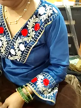 Snapshot of Diya_143 chatting on 01.16.26 Diya 143 online show from 01.16.26