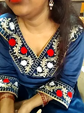 Snapshot of Diya_143 chatting on 02.04.26 Diya 143 online show from 02.04.26