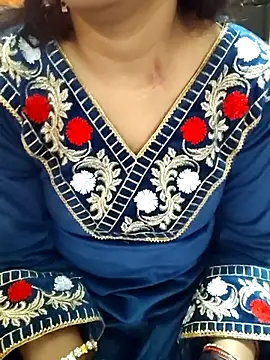 Snapshot of Diya_143 chatting on 02.14.26 Diya 143 online show from 02.14.26