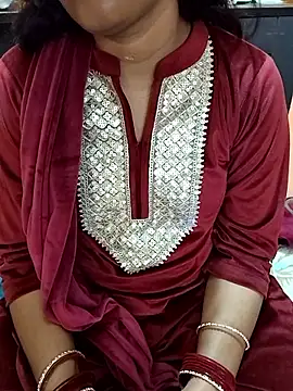 Snapshot of Diya_143 chatting on 02.15.26 Diya 143 online show from 02.15.26