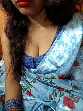 Snapshot of Diya_143 chatting on 02.25.26 Diya 143 online show from 02.25.26