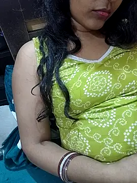 Snapshot of Diya_143 chatting on 03.09.26 Diya 143 online show from 03.09.26