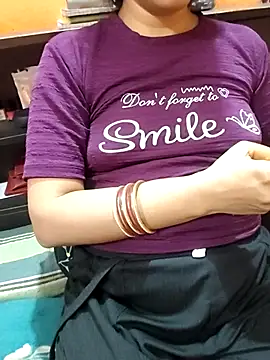 Snapshot of Diya_143 chatting on 03.26.26 Diya 143 online show from 03.26.26