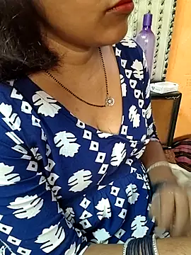 Diya 143 online show from 05.18.26