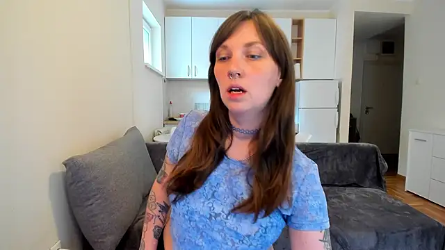 StacyTigerr online show from 02.05.25