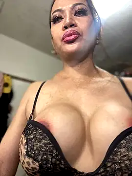 HugeKatarinaTS online show from 09.25.25