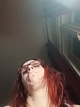 Dettybitch40 online show from 02.25.26