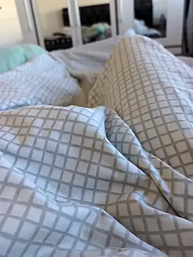 Snapshot of jungerbummser23 chatting on 10.27.25 jungerbummser23 online show from 10.27.25