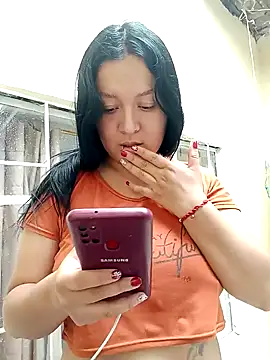 Snapshot of Arisha34 chatting on 12.21.24 Arisha34 online show from 12.21.24