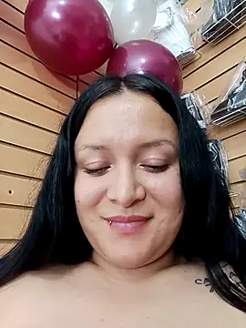 Snapshot of Arisha34 chatting on 03.19.25 Arisha34 online show from 03.19.25