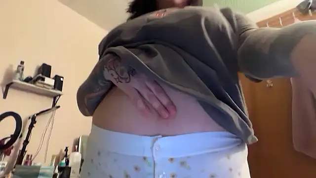 nativepumpkin95 online show from 04.06.26