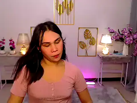 Snapshot of Asian_flabby chatting on 12.19.24 Asian flabby online show from 12.19.24