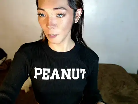 Snapshot of perly_169 chatting on 01.04.25 perly 169 online show from 01.04.25