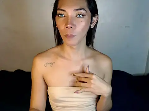 Snapshot of perly_169 chatting on 02.15.25 perly 169 online show from 02.15.25