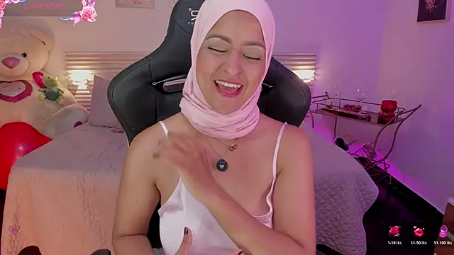 Snapshot of New_Arab_Kingdom chatting on 04.28.26 New Arab Kingdom online show from 04.28.26