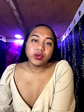 bettina love online show from 11.18.25