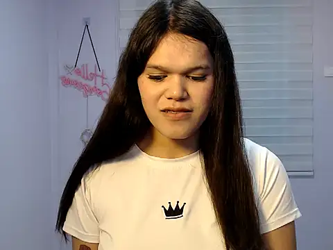 Snapshot of Miss_Ivanawolf chatting on 05.24.26 Miss Ivanawolf online show from 05.24.26