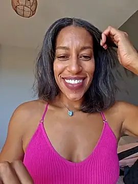 Goldenlace online show from 11.04.25