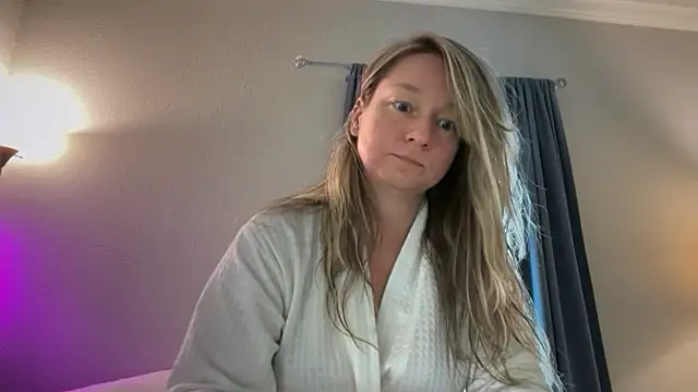 Vivian MayXxX online show from 03.29.26