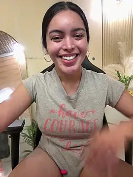 HotstuffCherrySummer online show from 02.03.26