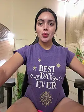 HotstuffCherrySummer online show from 02.12.26