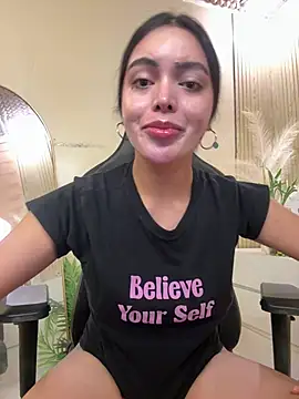 HotstuffCherrySummer online show from 04.06.26