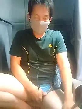 Snapshot of tarou08700870 chatting on 12.17.24 tarou08700870 online show from 12.17.24