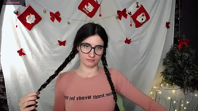 MaryEm976 online show from 12.30.24