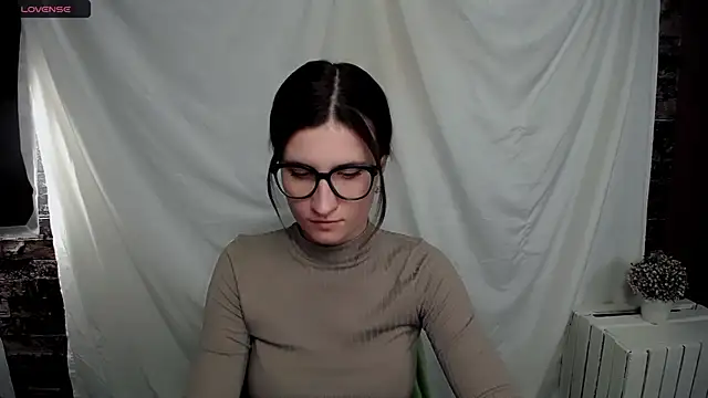 MaryEm976 online show from 01.26.25