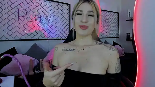 Snapshot of Atenea_Klett_ chatting on 02.03.25 Atenea Klett online show from 02.03.25