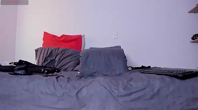 Cloudy pigDude online show from 03.07.25