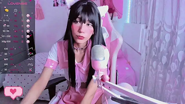 mia kawaii05 online show from 01.31.25