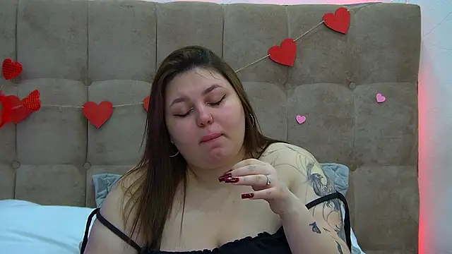 LillianKim online show from 02.16.25