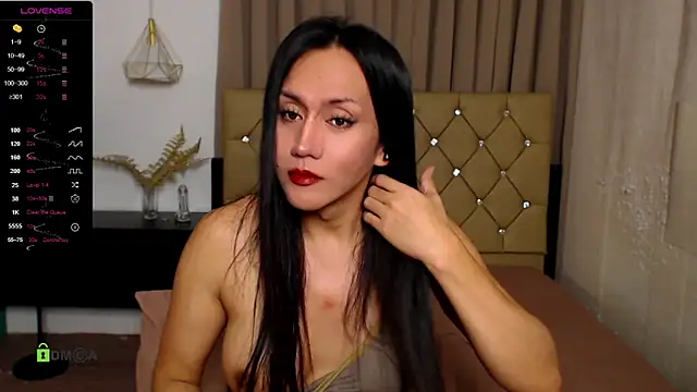 AyeshaFUCKguys online show from 12.21.24